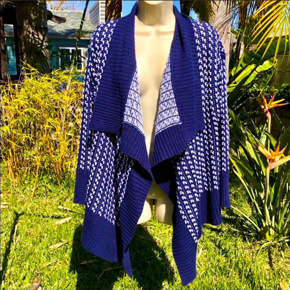 Romeo & Juliet XS Houndstooth Sweater